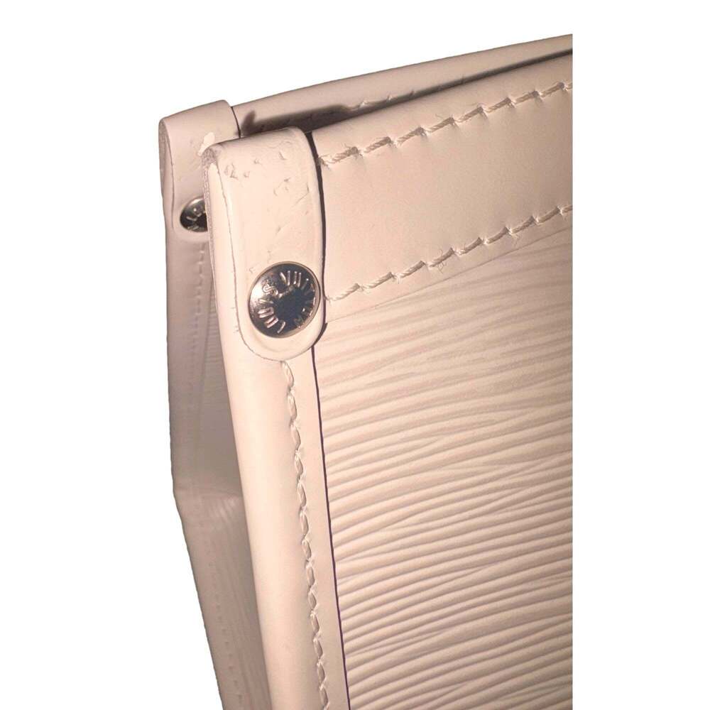 Louis Vuitton Madeleine PM Epi Shoulder Bag - Picture 5 of 10